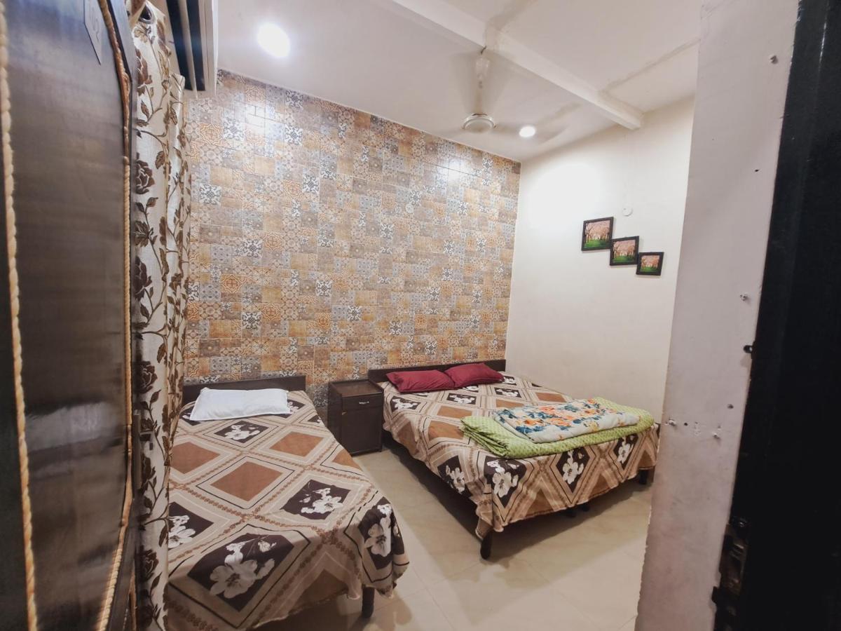 Sufi Khandar Home Stay New Delhi Eksteriør billede