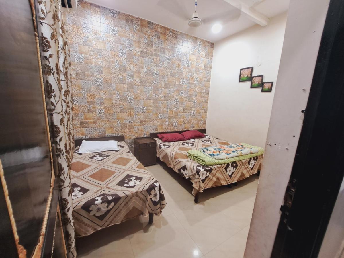 Sufi Khandar Home Stay New Delhi Eksteriør billede