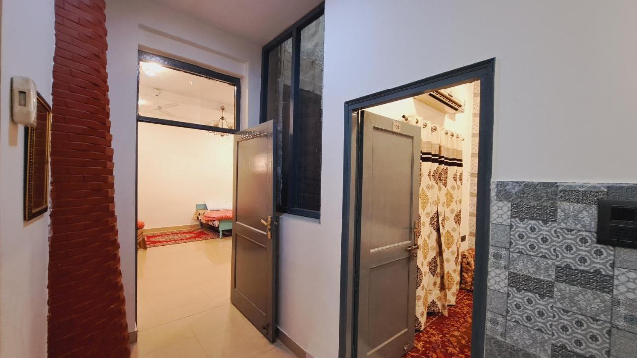 Sufi Khandar Home Stay New Delhi Eksteriør billede