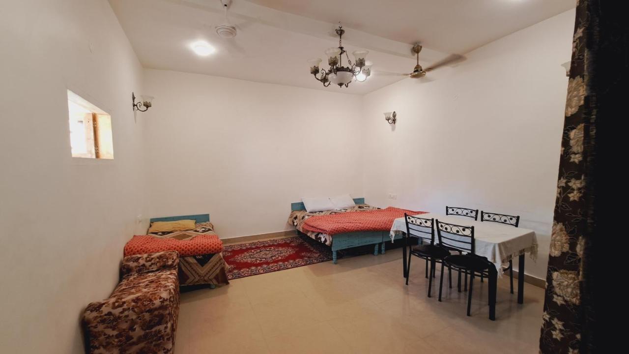 Sufi Khandar Home Stay New Delhi Eksteriør billede