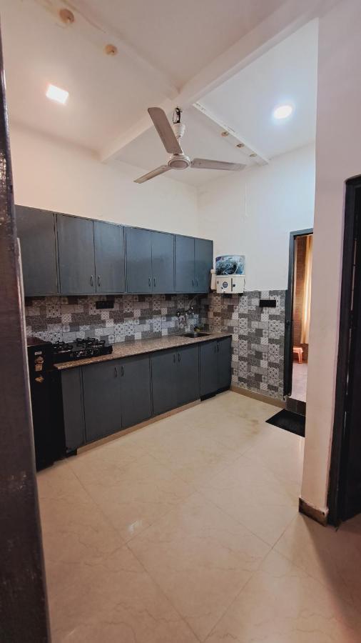 Sufi Khandar Home Stay New Delhi Eksteriør billede