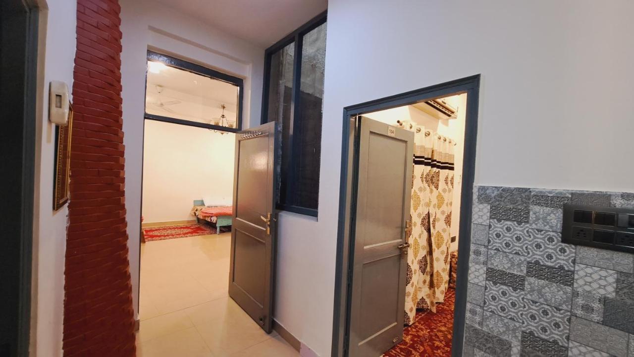 Sufi Khandar Home Stay New Delhi Eksteriør billede