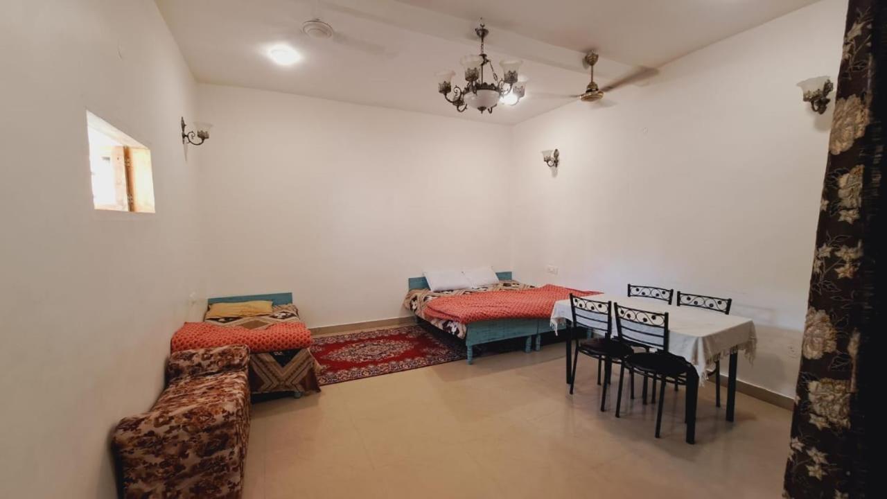 Sufi Khandar Home Stay New Delhi Eksteriør billede
