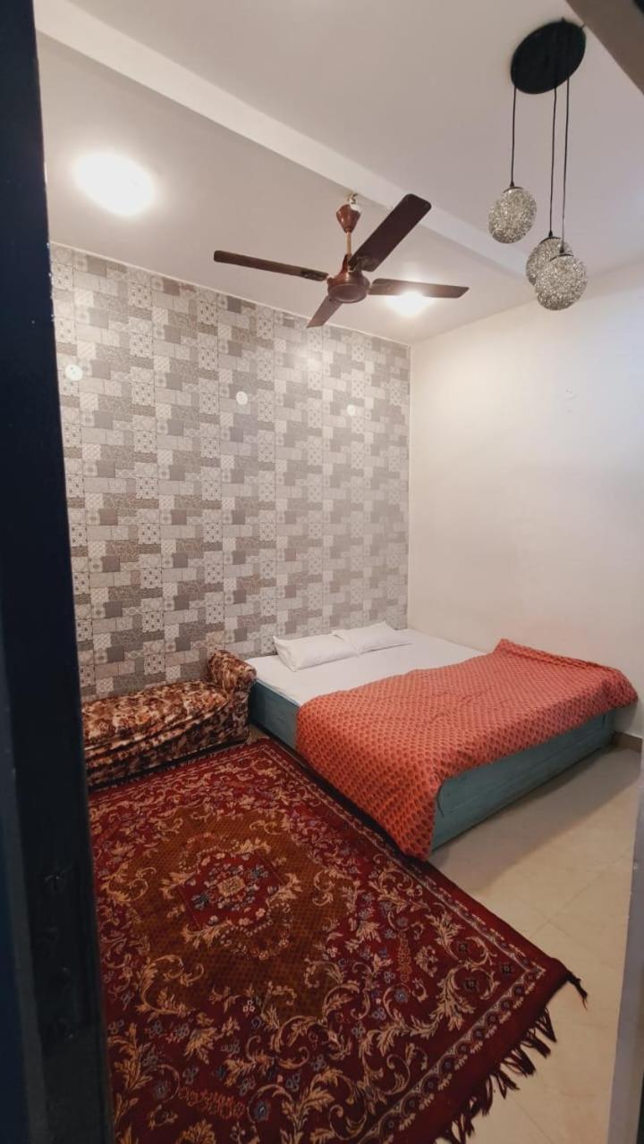 Sufi Khandar Home Stay New Delhi Eksteriør billede